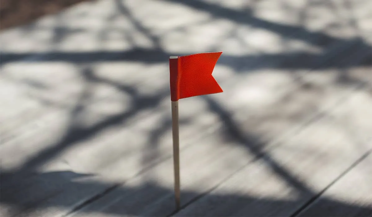 5 red flags que no debes ignorar en toda relación
