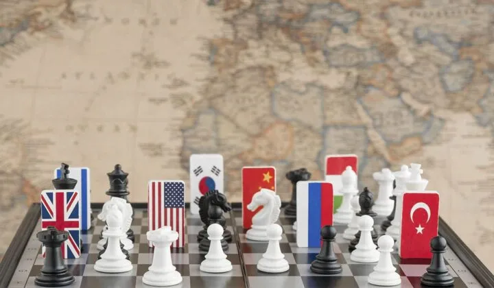 Carrera de relaciones internacionales_ventajas y desventajas