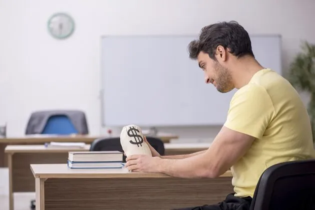 Cómo financiar una carrera universitaria en México