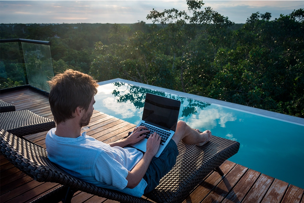 No dejes que la tarea arruine tus vacaciones. Aprende a organizarte como un pro