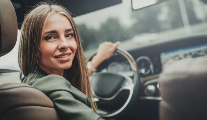 Todo lo que tienes que saber al comprar tu primer auto