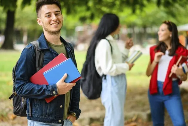 UAEMex lanza convocatoria para ingresar al bachillerato. Estos son los requisitos