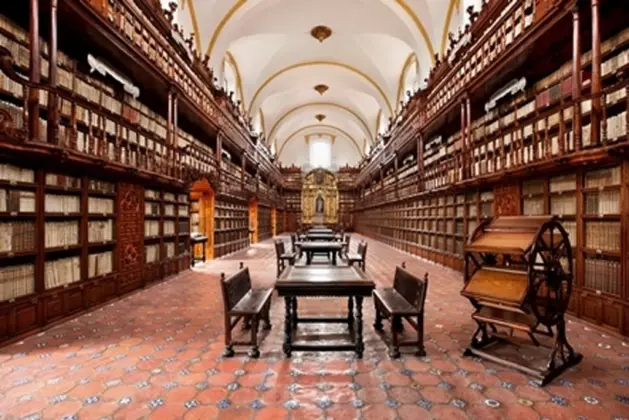 la primera Biblioteca de América es mexicana