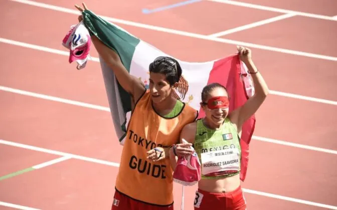 Atletas paralímpicos medallas