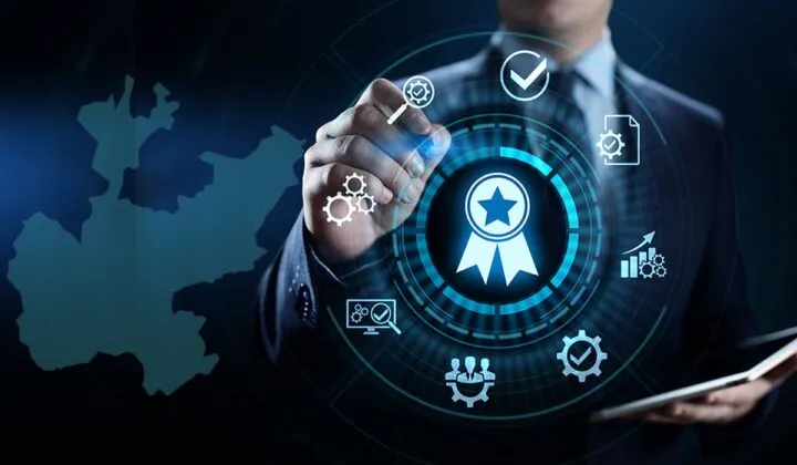 ¿Qué carreras necesitarán certificación para ejercer en 2023?
