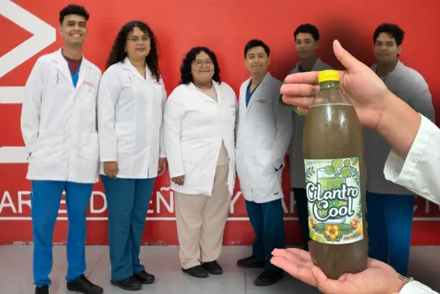 ¿Refresco con cilantro? Conoce la innovación saludable de estudiantes UVM